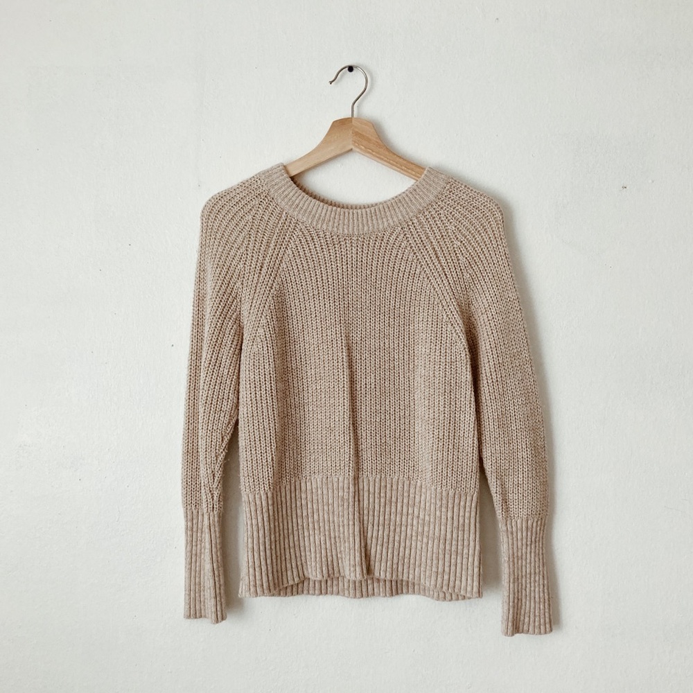 Universal Thread sweater